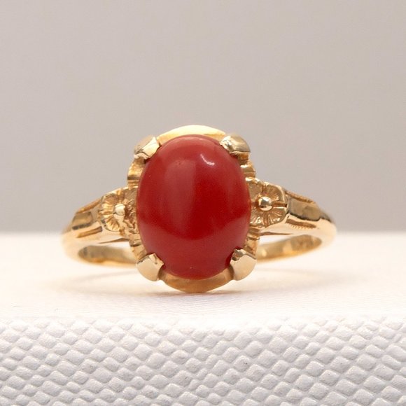 Vintage Red Coral 14K Yellow Gold Ring, Coral Gemstone Ring, Fine Jewelry Gift - Picture 1 of 8